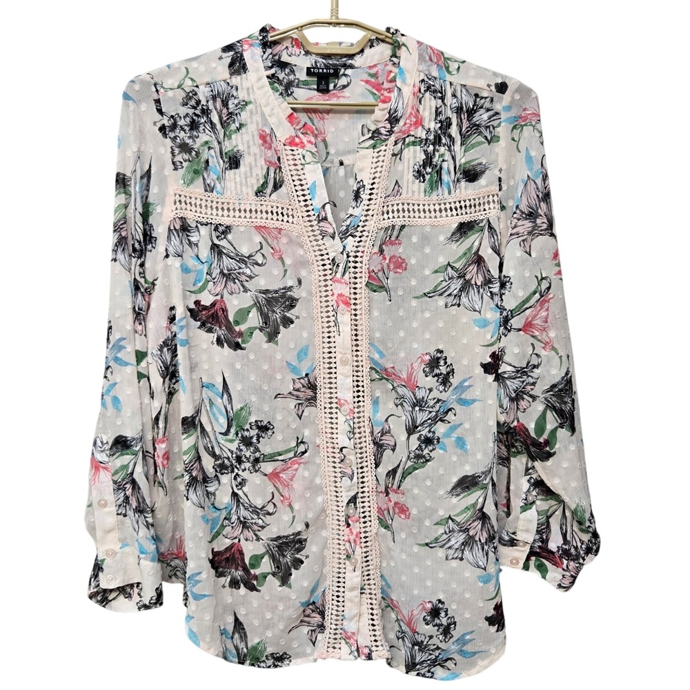 Torrid Shirt Top Plus Size 3X Boho Romantic Floral Chiffon Clip Dot Crochet Lace